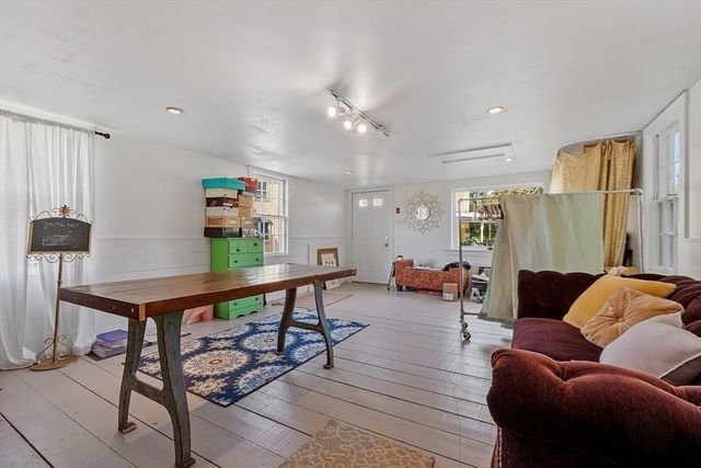 79 Central St, Berlin, MA 01503