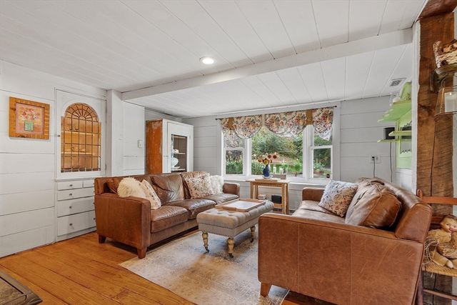 79 Central St, Berlin, MA 01503