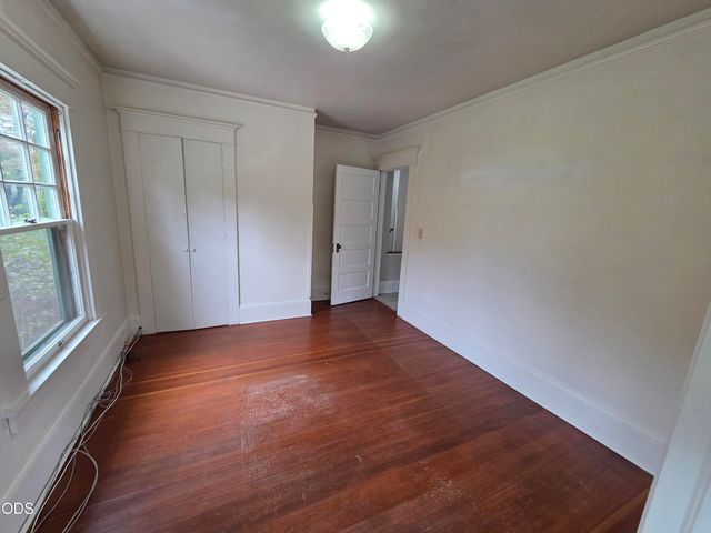 612 NW 3rd Street, Grants Pass, OR 97526
