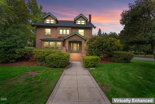 612 NW 3rd Street, Grants Pass, OR 97526