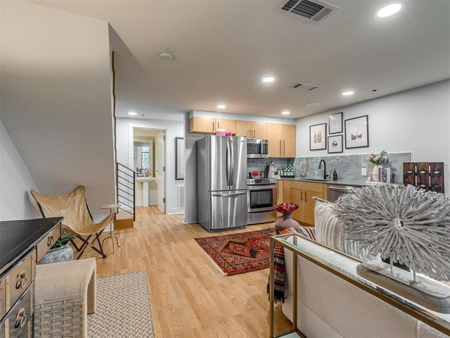 301 NE 4th Street 1, Oklahoma City, OK 73104