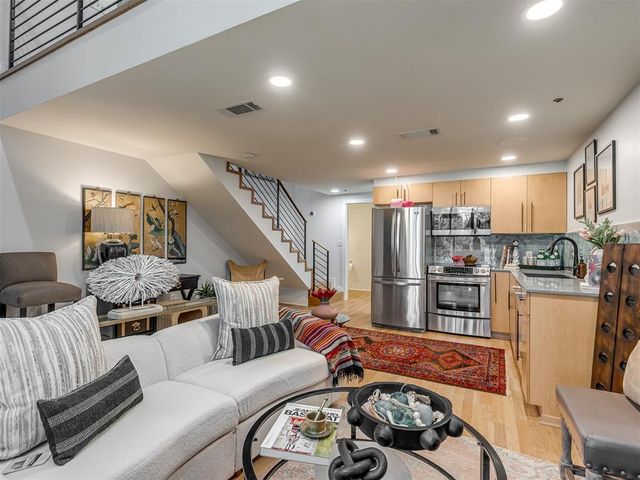 301 NE 4th Street 1, Oklahoma City, OK 73104