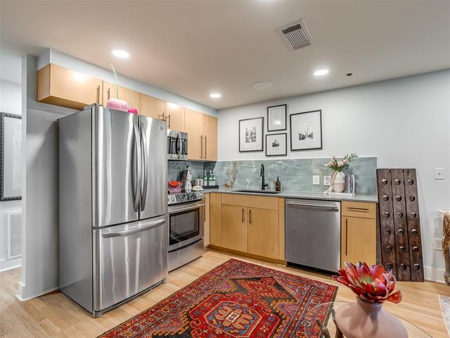 301 NE 4th Street 1, Oklahoma City, OK 73104