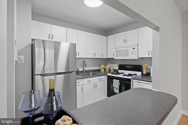 1260 21ST ST NW #108, Washington, DC 20036