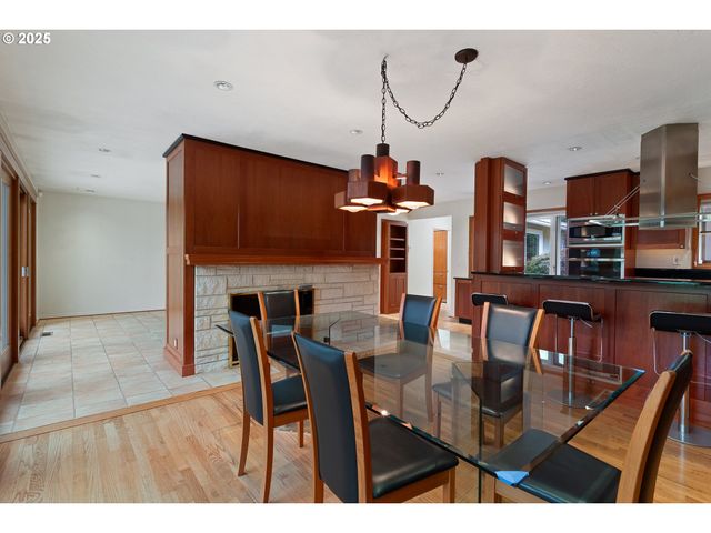 2636 MARIA Ct, West Linn, OR 97068