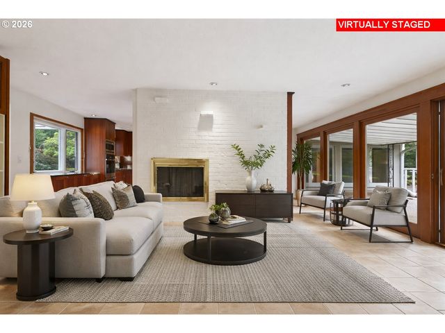 2636 MARIA Ct, West Linn, OR 97068