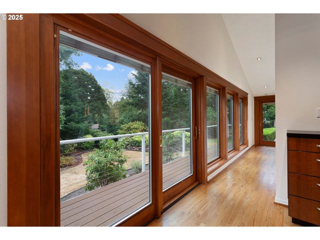 2636 MARIA Ct, West Linn, OR 97068