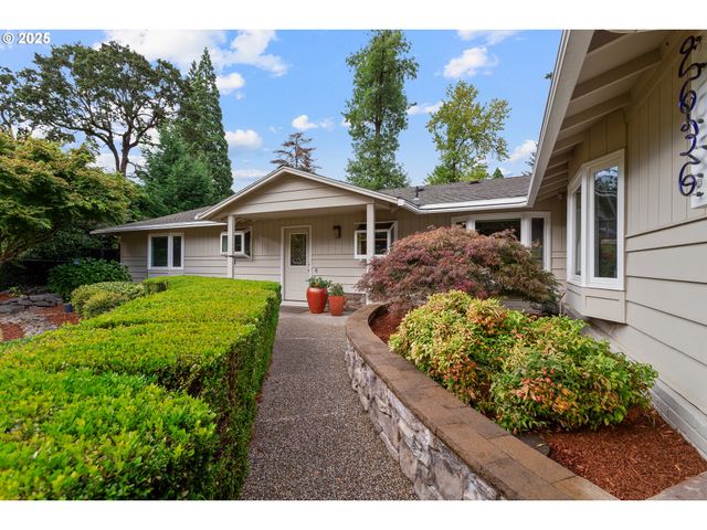 2636 MARIA Ct, West Linn, OR 97068