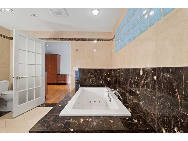 2636 MARIA Ct, West Linn, OR 97068