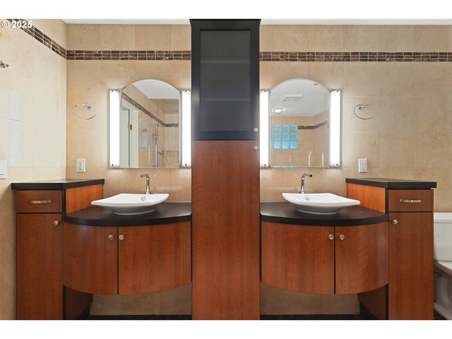 2636 MARIA Ct, West Linn, OR 97068