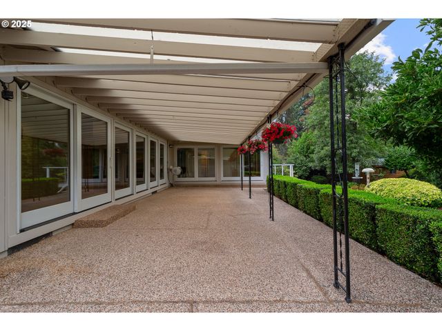 2636 MARIA Ct, West Linn, OR 97068