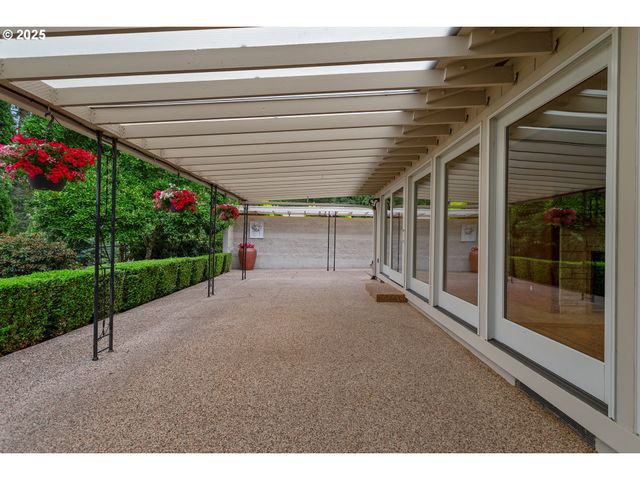 2636 MARIA Ct, West Linn, OR 97068