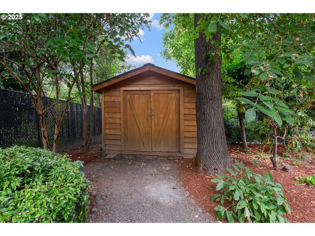 2636 MARIA Ct, West Linn, OR 97068