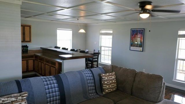 9019 Saint Teresa Drive, Bay Saint Louis, MS 39520