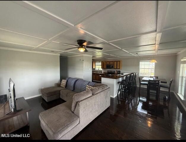 9019 Saint Teresa Drive, Bay Saint Louis, MS 39520