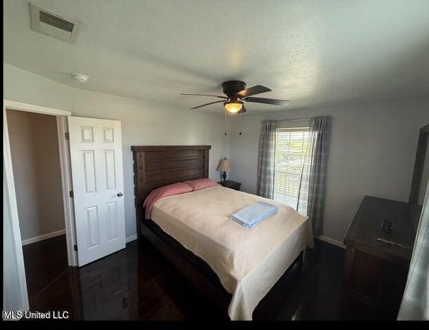 9019 Saint Teresa Drive, Bay Saint Louis, MS 39520