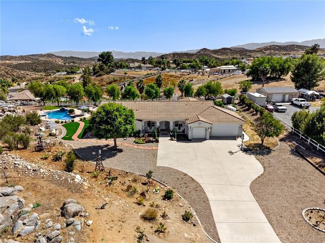 17639 Big Sky Cir., Perris, CA 92570