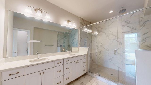 3019 N Spurway Drive, Ann Arbor, MI 48105
