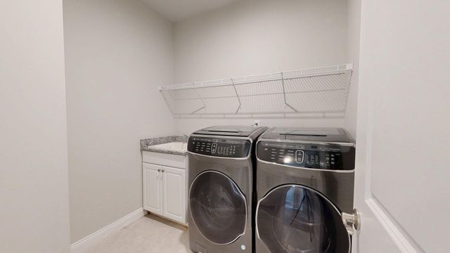 3019 N Spurway Drive, Ann Arbor, MI 48105