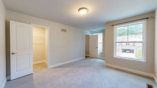 3019 N Spurway Drive, Ann Arbor, MI 48105