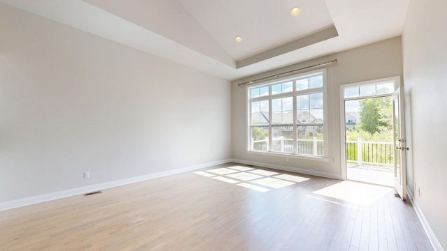 3019 N Spurway Drive, Ann Arbor, MI 48105