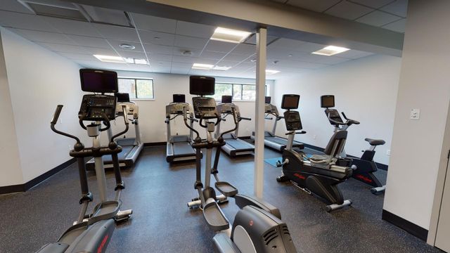 3019 N Spurway Drive, Ann Arbor, MI 48105