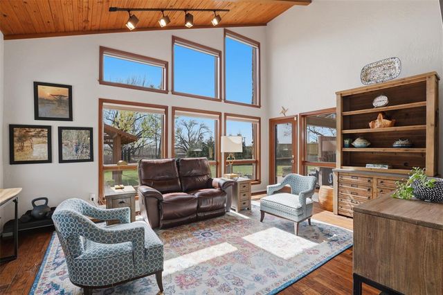 12 Rustic Hills Street, Norman, OK 73072