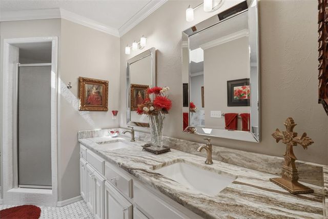 12 Rustic Hills Street, Norman, OK 73072