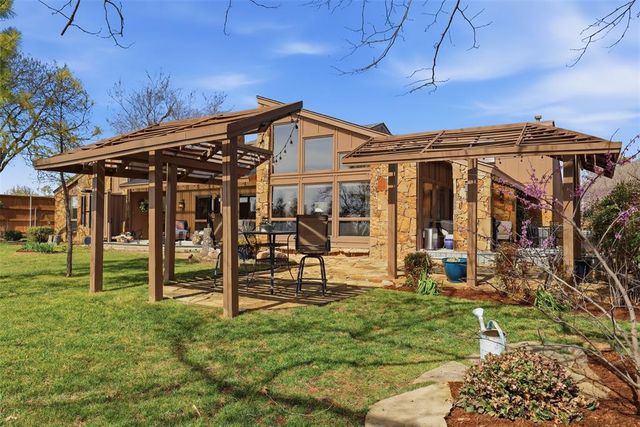 12 Rustic Hills Street, Norman, OK 73072