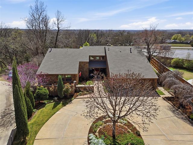 12 Rustic Hills Street, Norman, OK 73072