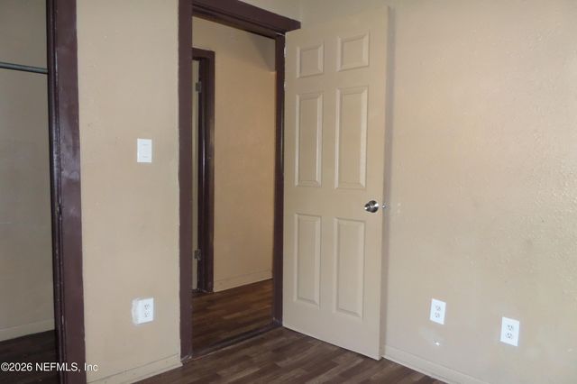 1317 E 3RD Street, Jacksonville, FL 32206