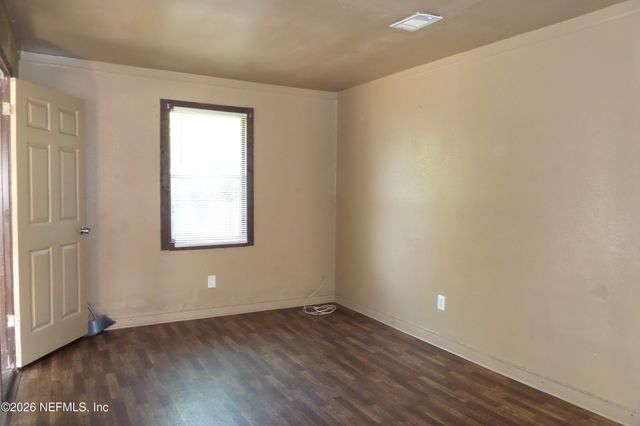 1317 E 3RD Street, Jacksonville, FL 32206