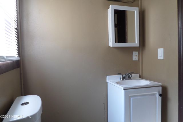 1317 E 3RD Street, Jacksonville, FL 32206
