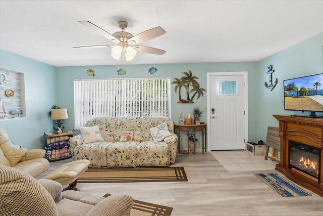 47 S MELBOURNE STREET, Beverly Hills, FL 34465