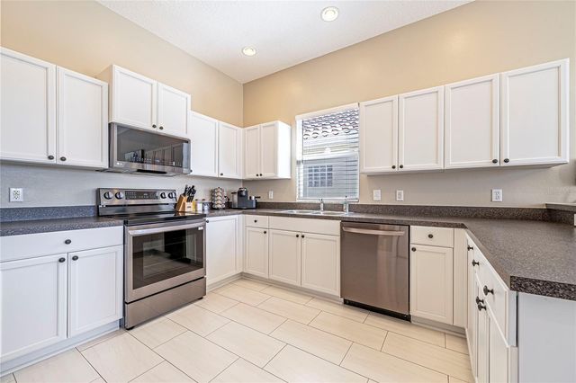 620 TUSCAN HILLS BOULEVARD, Davenport, FL 33897