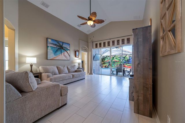 620 TUSCAN HILLS BOULEVARD, Davenport, FL 33897