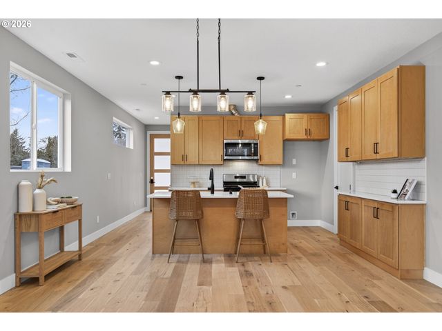 5513 Ne 43RD Pl, Vancouver, WA 98661