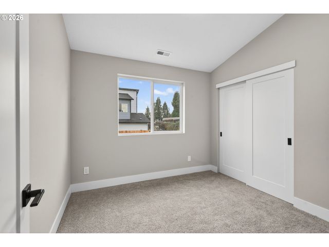 5513 Ne 43RD Pl, Vancouver, WA 98661