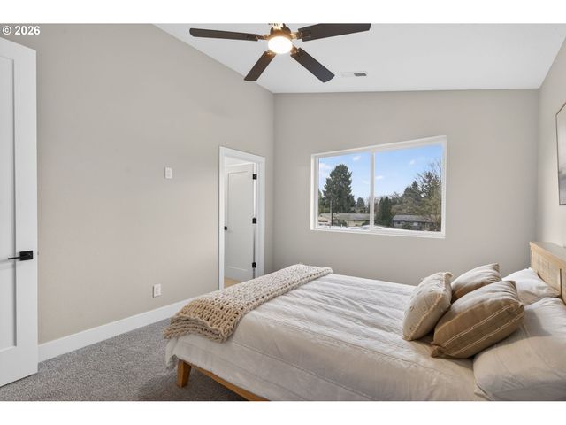 5513 Ne 43RD Pl, Vancouver, WA 98661