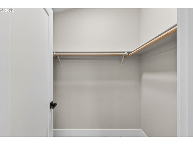 5513 Ne 43RD Pl, Vancouver, WA 98661