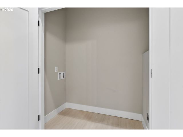 5513 Ne 43RD Pl, Vancouver, WA 98661