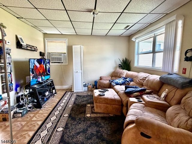 94 S 16Th Ave, Manville Boro, NJ 08835