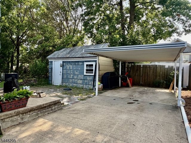 94 S 16Th Ave, Manville Boro, NJ 08835