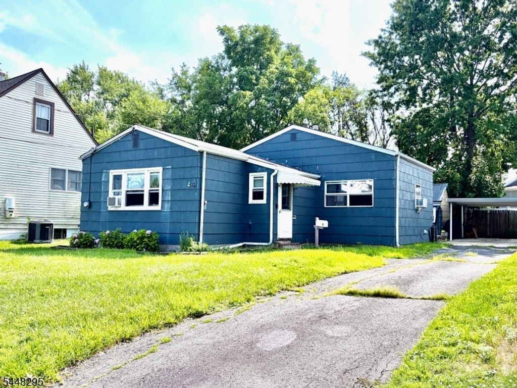 94 S 16Th Ave, Manville Boro, NJ 08835