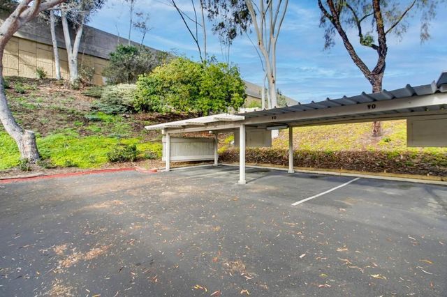 4060 Rosenda Ct 226, San Diego, CA 92122