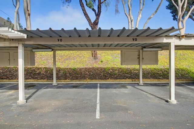 4060 Rosenda Ct 226, San Diego, CA 92122