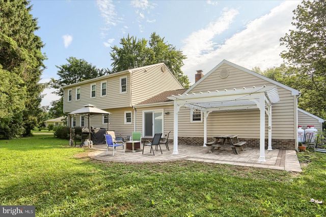 1200 SADLER DR, Carlisle, PA 17013