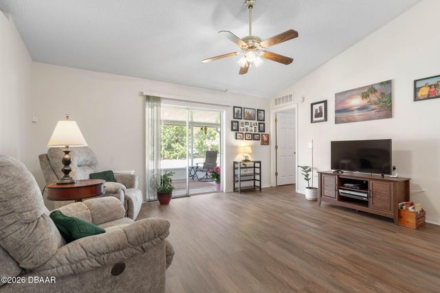 38 Lloyd Trail, Palm Coast, FL 32164