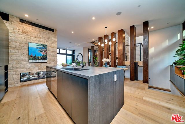 4209 Sea View Lane, Los Angeles, CA 90065