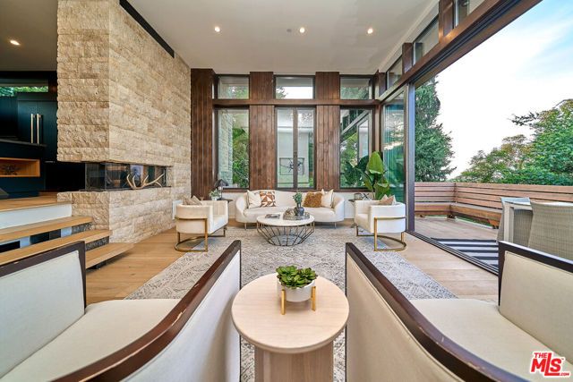 4209 Sea View Lane, Los Angeles, CA 90065